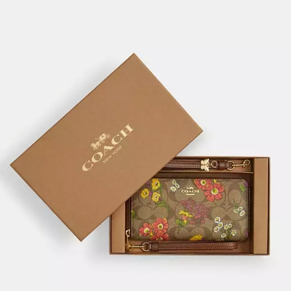 Coach Boxed Long Zip Around Wallet In Signature Canvas With Floral Print